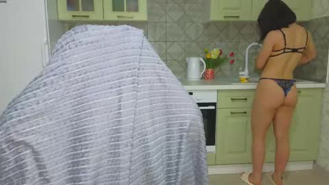 Mia online show from 27, 4, 2026