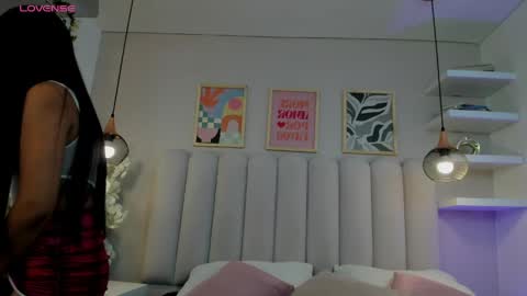 mia__bailey_ online show from 20, 4, 2026