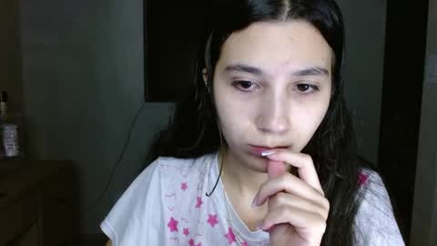Mia online show from 8, 6, 2026