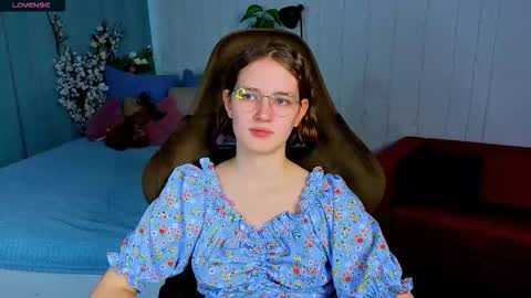 mia__mooore online show from 12, 3, 2026