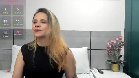mia_amber_ online show from 17, 7, 2026