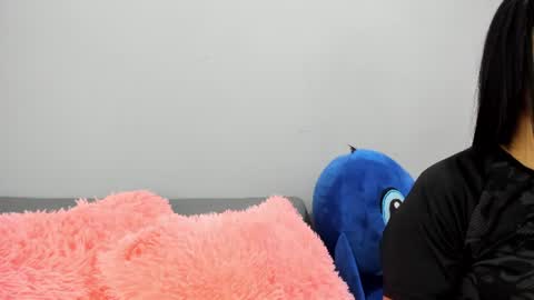 mia_belmonte online show from 16, 7, 2026