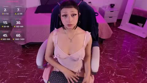 mia online show from 22, 5, 2026