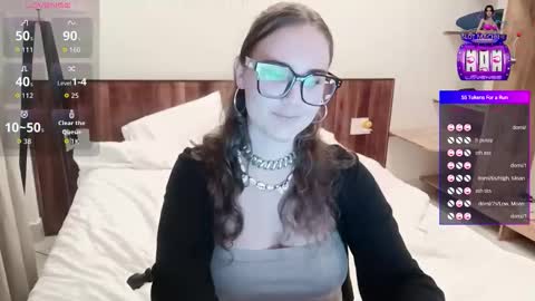 Snapshot of mia_boone chatting on 1, 10, 2025 mia_boone online show from 1, 10, 2025
