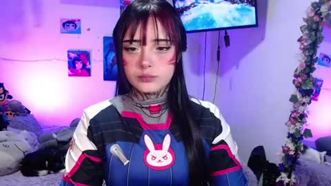 Mia online show from 19, 7, 2026