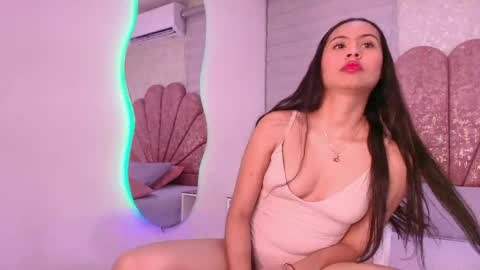 Mia  online show from 18, 4, 2026