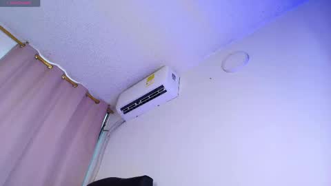 Mia online show from 21, 4, 2026