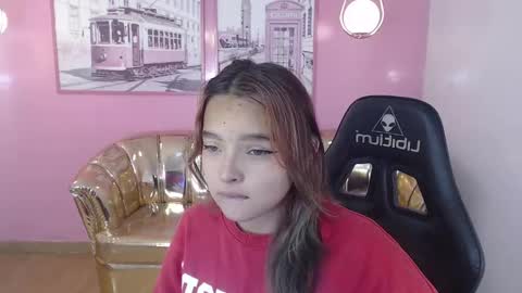 Mia online show from 5, 10, 2025