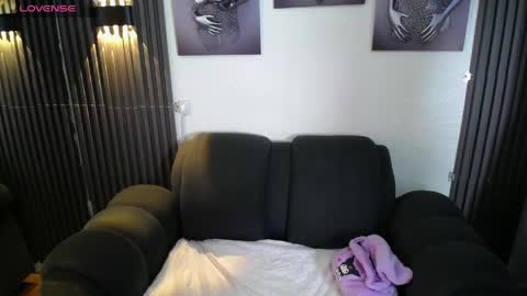 Snapshot of mia_garcia28 chatting on 9, 6, 2026 mia_garcia28 online show from 9, 6, 2026