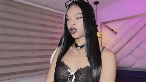 Mia online show from 24, 4, 2026