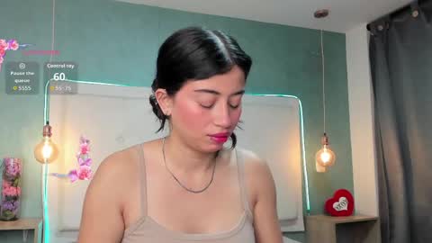 mia online show from 25, 5, 2026