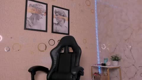 Snapshot of mia_gothzx chatting on 10, 5, 2026 Mia online show from 10, 5, 2026