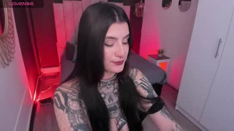 Val  online show from 15, 4, 2026