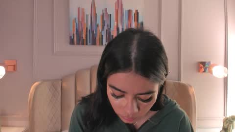 Mia online show from 18, 12, 2025