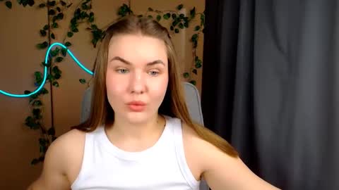 mia_lemm online show from 24, 4, 2026