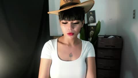 M I A online show from 29, 6, 2026