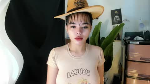 M I A online show from 27, 7, 2026