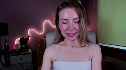 Mia online show from 21, 9, 2025