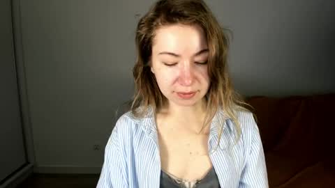 Mia online show from 25, 4, 2026