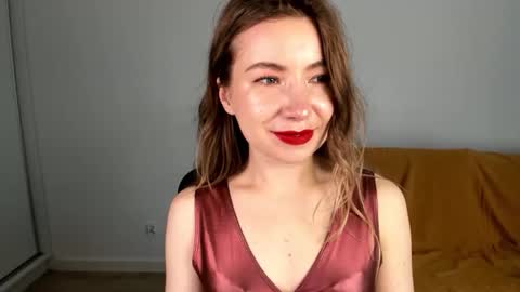 Snapshot of mia_luxx92 chatting on 10, 5, 2026 Mia online show from 10, 5, 2026