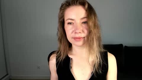 Snapshot of mia_luxx92 chatting on 14, 5, 2026 Mia online show from 14, 5, 2026