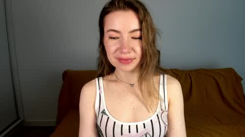Snapshot of mia_luxx92 chatting on 7, 6, 2026 Mia online show from 7, 6, 2026