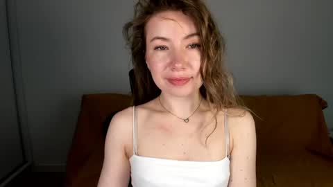 Snapshot of mia_luxx92 chatting on 9, 6, 2026 Mia online show from 9, 6, 2026