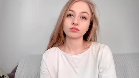 Mia here Appreciate your support online show from 27, 4, 2026