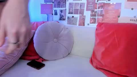 Mia online show from 15, 11, 2025