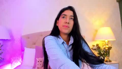 mia montess online show from 19, 6, 2026