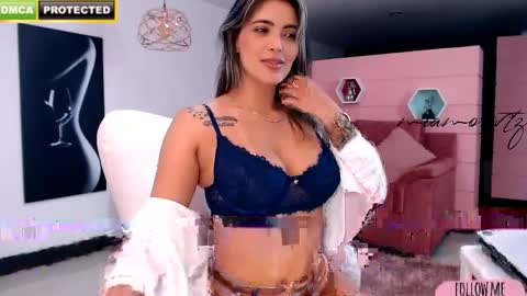 Mia online show from 12, 5, 2026