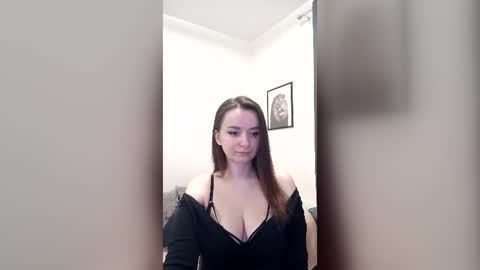 Mia online show from 29, 6, 2026