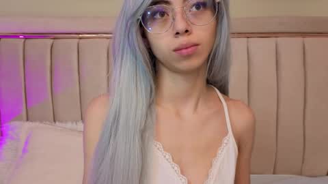 Mia online show from 23, 4, 2026