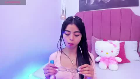 Snapshot of mia_naive chatting on 10, 6, 2026 Mia online show from 10, 6, 2026