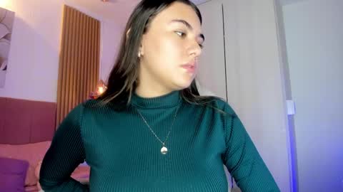 Mia Nevaeh - follow me online show from 9, 4, 2026