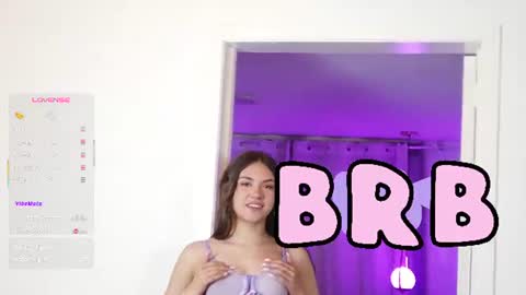 Snapshot of mia_nevaeh chatting on 6, 7, 2026 Mia Nevaeh - follow me online show from 6, 7, 2026