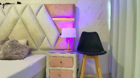mia_nova18 online show from 28, 7, 2026