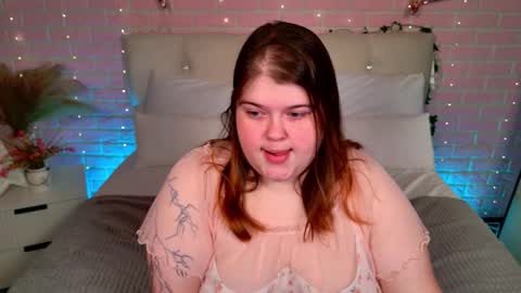 Sweet Mia online show from 3, 12, 2025
