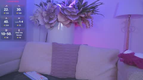 Mia online show from 5, 4, 2026