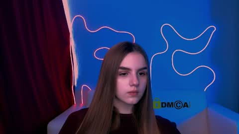 mia online show from 30, 4, 2026