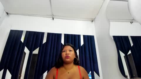 mia_roussex6 online show from 4, 8, 2026