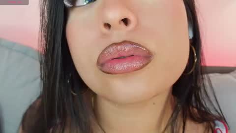Mia online show from 26, 7, 2026