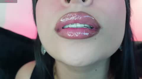 Mia online show from 30, 7, 2026