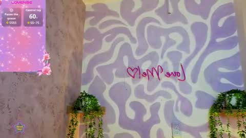 Mia . online show from 26, 6, 2026