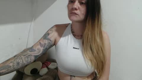 Snapshot of mia_sepulveda chatting on 16, 2, 2025 Mia Sepulveda online show from 16, 2, 2025