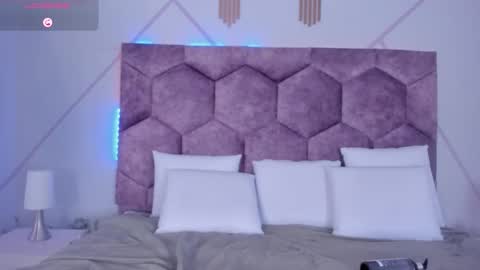 mia_serena_ online show from 14, 3, 2026