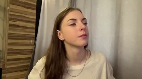 Mia online show from 29, 7, 2026