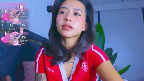 Mia online show from 8, 10, 2025