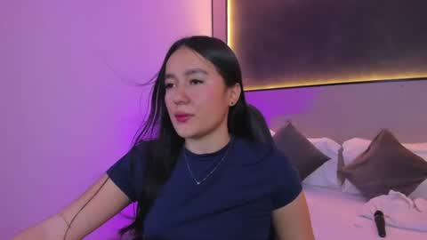 M I A online show from 24, 7, 2026