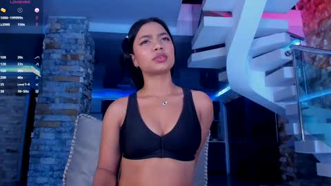 Mia steele online show from 17, 5, 2026